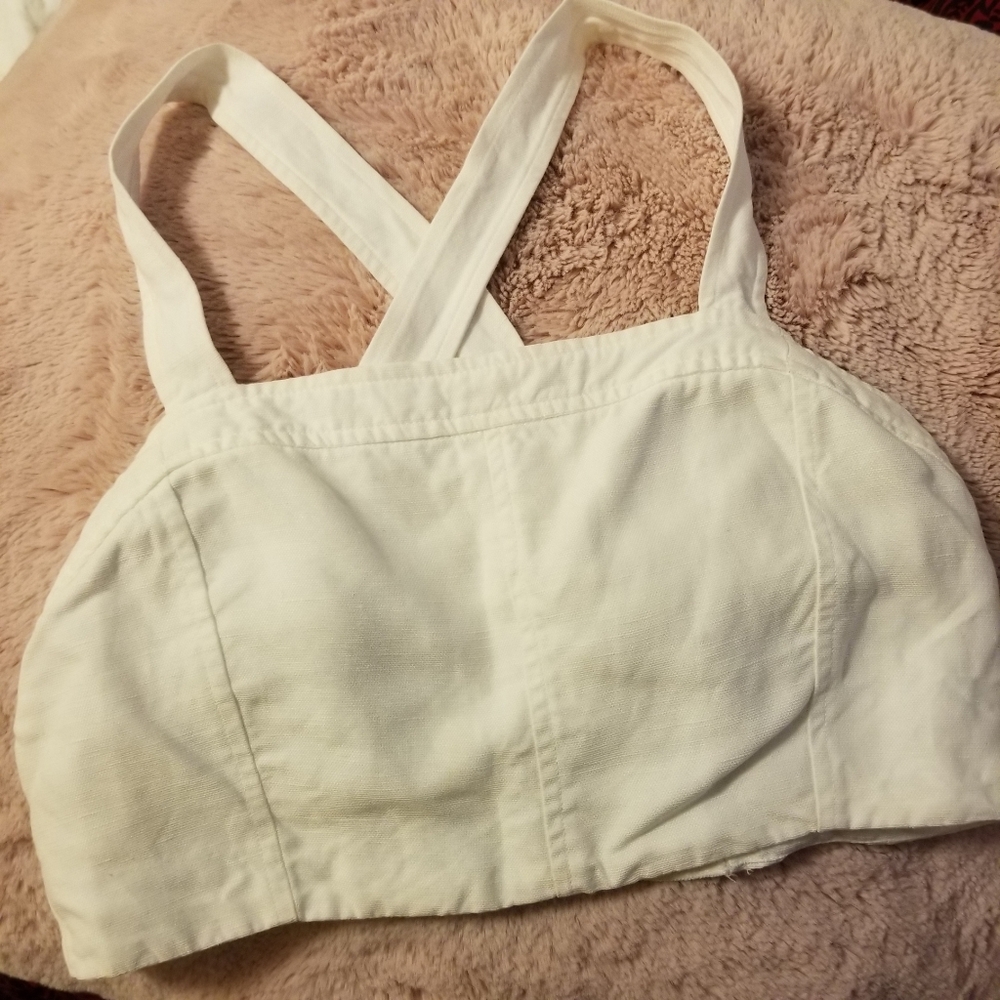 Aritzia Wilfred White Linen Crop Top